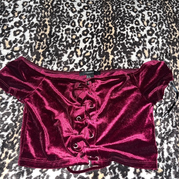 Top - Picture 1 of 1